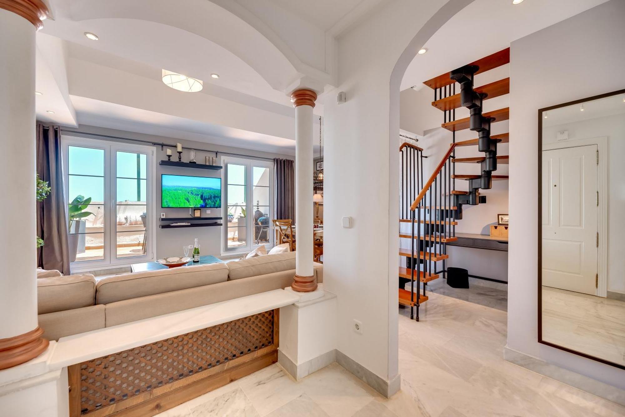 Elegant 2 Bdrm Penthouse With Bbq And Pools Apartment มาร์เบยา ภายนอก รูปภาพ