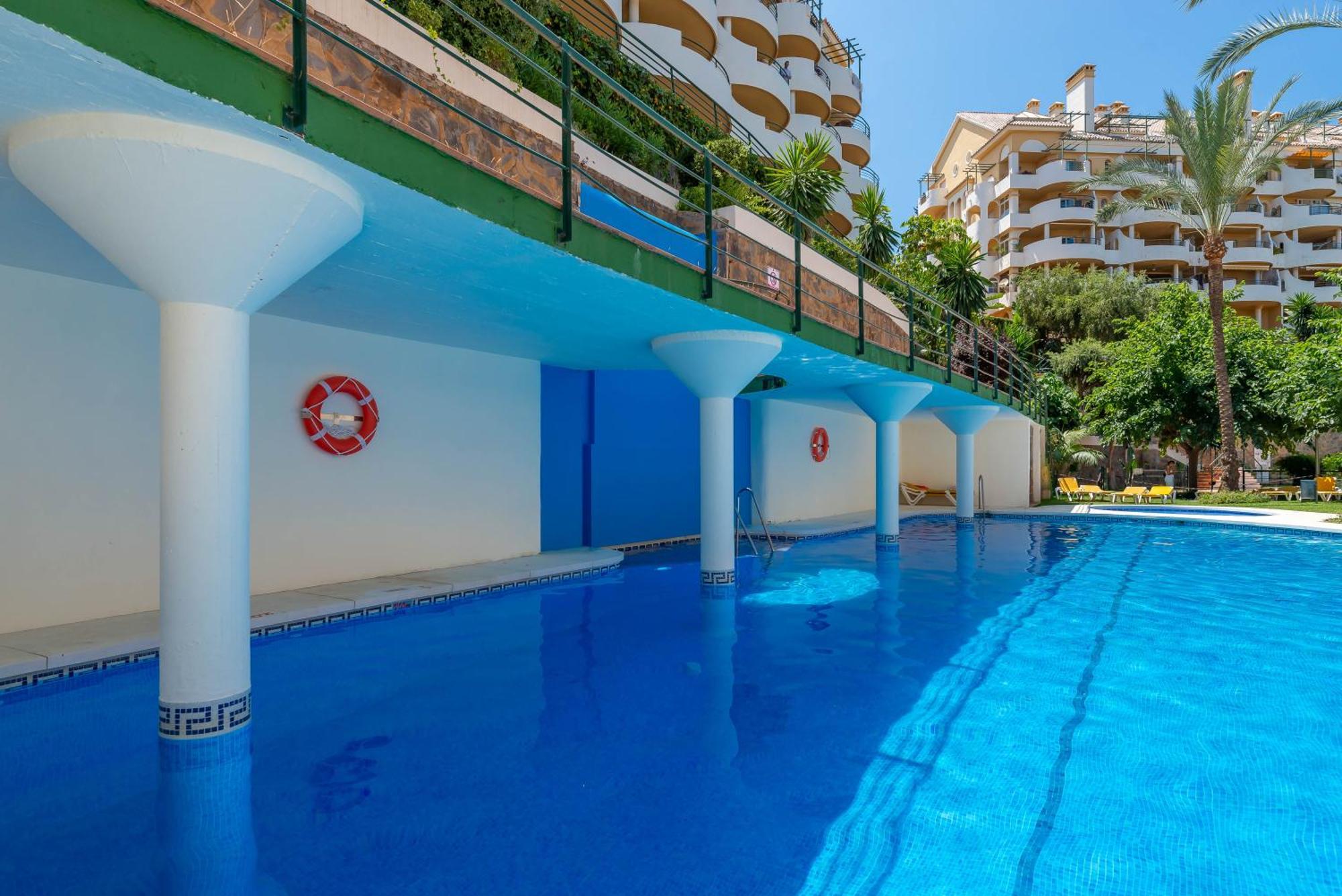 Elegant 2 Bdrm Penthouse With Bbq And Pools Apartment มาร์เบยา ภายนอก รูปภาพ